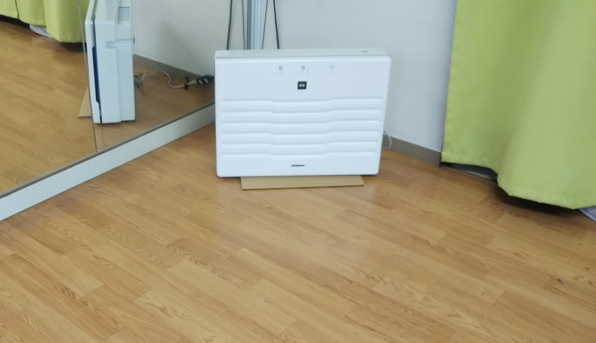 空気消臭除菌装置 デイ2